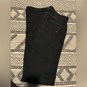 Wrangler jeans worn handful of times, 36 in inseam